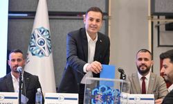 Yağlı Güreş Birliği yeniden 'Ahmet Akın' dedi