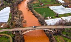 Yağmur sonrası Sakarya Nehri'nin rengi değişti