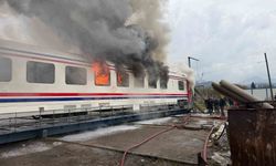 Yeni üretilen vagon alev alev yandı