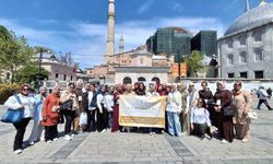 Afyonkarahisarlı gençler, İstanbul'un tarihi mekanlarını ziyaret etti