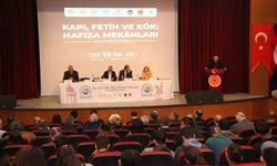 Ahlat'ta 'Kapı, Fetih ve Kök: Hafıza Mekanları' sempozyumu
