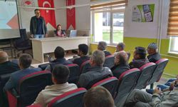 Altıntaş'ta üreticilere 'Yetkilendirilmiş Uygulayıcı Belgesi' eğitimi