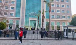 Antalya Büyükşehir Belediyesine yönelik rüşvet soruşturmasında 41 sanık yeniden hakim karşısında