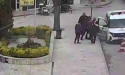 Aracından inip polis otosunun önüne geldi, hayatını Heimlich manevrasıyla polisler kurtardı