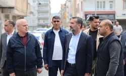Başkan Şerifoğulları, yol yenileme ve kaldırım çalışmalarını inceledi
