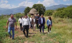 Başkan Tugay'dan yol ve asfalt sözü