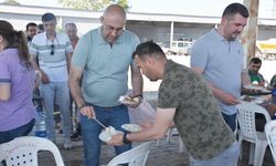 Başkan Zencirci belediye personeliyle kahvaltıda buluştu