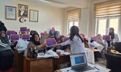 Bayburt'ta 'Menopoz Okulu' eğitimleri devam ediyor