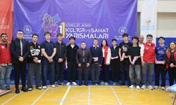 Bilecik'te gençler bilgi için yarıştı
