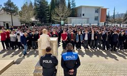 Bilecik'te öğrencilere bilinçli sosyal medya ve güvenlik eğitimi
