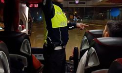 Bolu'da trafik komiserinden yolculara hayati uyarı