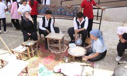 Cizreli öğrencilerden bilim fuarında yöresel lezzet atağı
