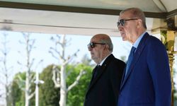 Cumhurbaşkanı Erdoğan: 'Türkiye ve Cezayir olarak bölgemizin barış ve güvenliğini çok ciddi şekilde tehdit eden şiddet sarmalının sona erdirilmesinde ortak tutuma sahibiz'