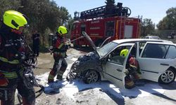 Edremit'te korkutan araç yangını