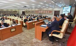 Ertek: 'Altyapı yenileme çalışmaları eş zamanlı olarak sürüyor'