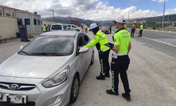 Erzincan'da bayram tedbirleri kapsamında sivil otobüs denetimi yapıldı