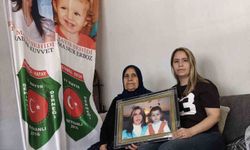Evlatlarını Reyhanlı patlamasında kaybeden anne ve kızı 13 yıldır aynı acıyla yaşıyor