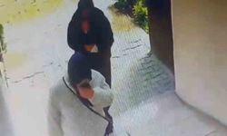 Evlerden hırsızlık yapan iki kadın kıskıvrak yakalandı