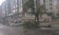 Gaziantep'te 'süper hücre' fırtınası şehri talan etti