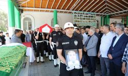 Geçirdiği rahatsızlık sonrası hayatını kaybeden polis memuru son yolculuğuna uğurlandı