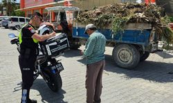 Hafriyat taşırken yolu kirletti, cezadan kaçamadı