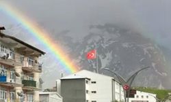 Hakkari'de yağış sonrası gökkuşağı güzelliği