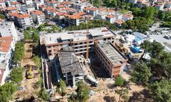 Huzurevi yeniden inşa ediliyor