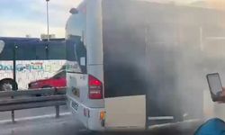 Kağıthane'de metrobüste yangın çıktı