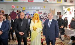 Kars'ta '7 bölge, Tek ruh' sergisi yoğun ilgi gördü