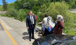 Kavşakta iki otomobil çarpıştı: 4 Yaralı