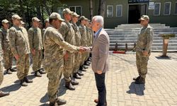 Kırklareli'nde gümrük personeli ve Mehmetçik ile bayramlaşma