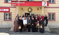 Kızılay'dan hem anne hem baba olan kadınlara Anneler Günü sürprizi