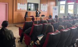Kütahya'da fen lisesi öğrencilerine avukatlık mesleği tanıtıldı