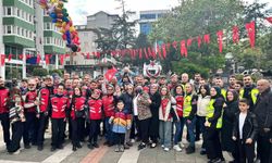 Lösemiyi yenen Alparslan için gökyüzüne balon bıraktılar