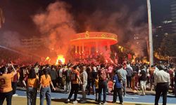 Mersin'de Galatasaray'ın şampiyonluğu büyük coşkuyla kutlandı