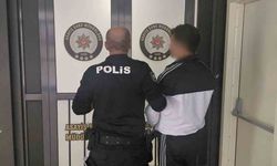 Polis 22 yıl 3 ay 27 gün hapis cezasıyla aranan şahsı yakaladı