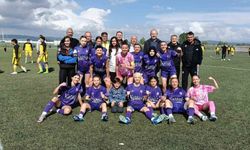 Tavşanlı Akıncılarspor kadın futbol takımı başarısı devam ediyor