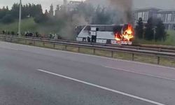 TEM'de yolcu otobüsü alev alev yandı