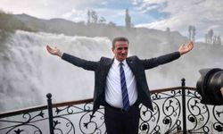 Tortum Şelalesi coştu, Vali Baruş hayran kaldı