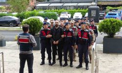 Trabzon merkezli 5 ilde dolandırıcılık operasyonunda gözaltına alınan 12 kişi adliyeye çıkartıldı