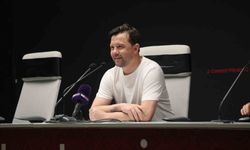 Uğur Uçar: 'Hoca olarak ilk kupam, inşallah devamı gelir'