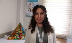 Uzmanından 'bayramda dengeli beslenin' uyarısı