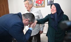 Vali Yılmaz'dan Şehit Hava Teknisyen İlyas Kaya'nın ailesine bayram ziyareti