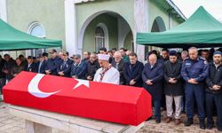 Vefat eden Kıbrıs gazisi son yolculuğuna uğurlandı