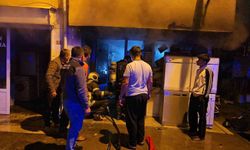 Zonguldak'ta iş yeri çıkan yangında kullanılmaz hale geldi