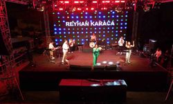 48. Geleneksel Honaz Kiraz Festivali'nde Reyhan Karaca Rüzgarı