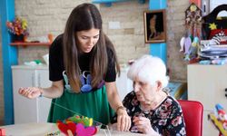 Alzheimer hastaları Mavi Ev'de buluşuyor