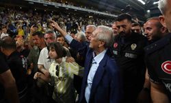 Aziz Yıldırım, 8 yıl sonra yeniden Fenerbahçe Başkanı seçildi