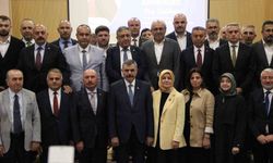 Bakan Çiftçi'ye Çorum'da 'Fahri Hemşehrilik Beratı' takdim edildi