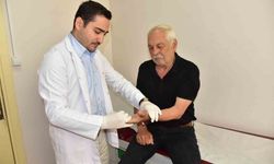 Balıkesir'de motorlu testere kazasında kopan başparmak mikrocerrahi ile yeniden dikildi